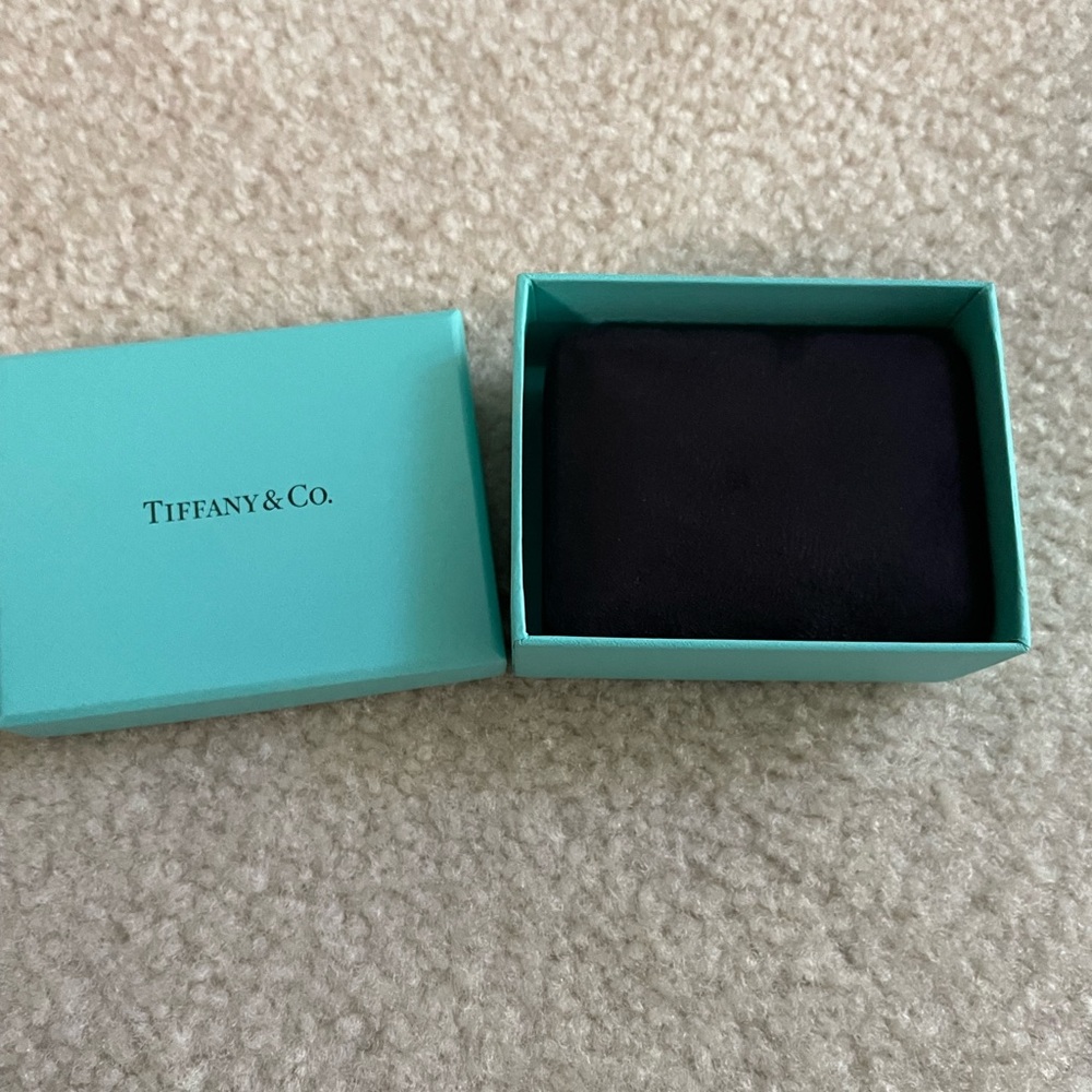 Chanel Tiffany boxes - Picture 10 of 13
